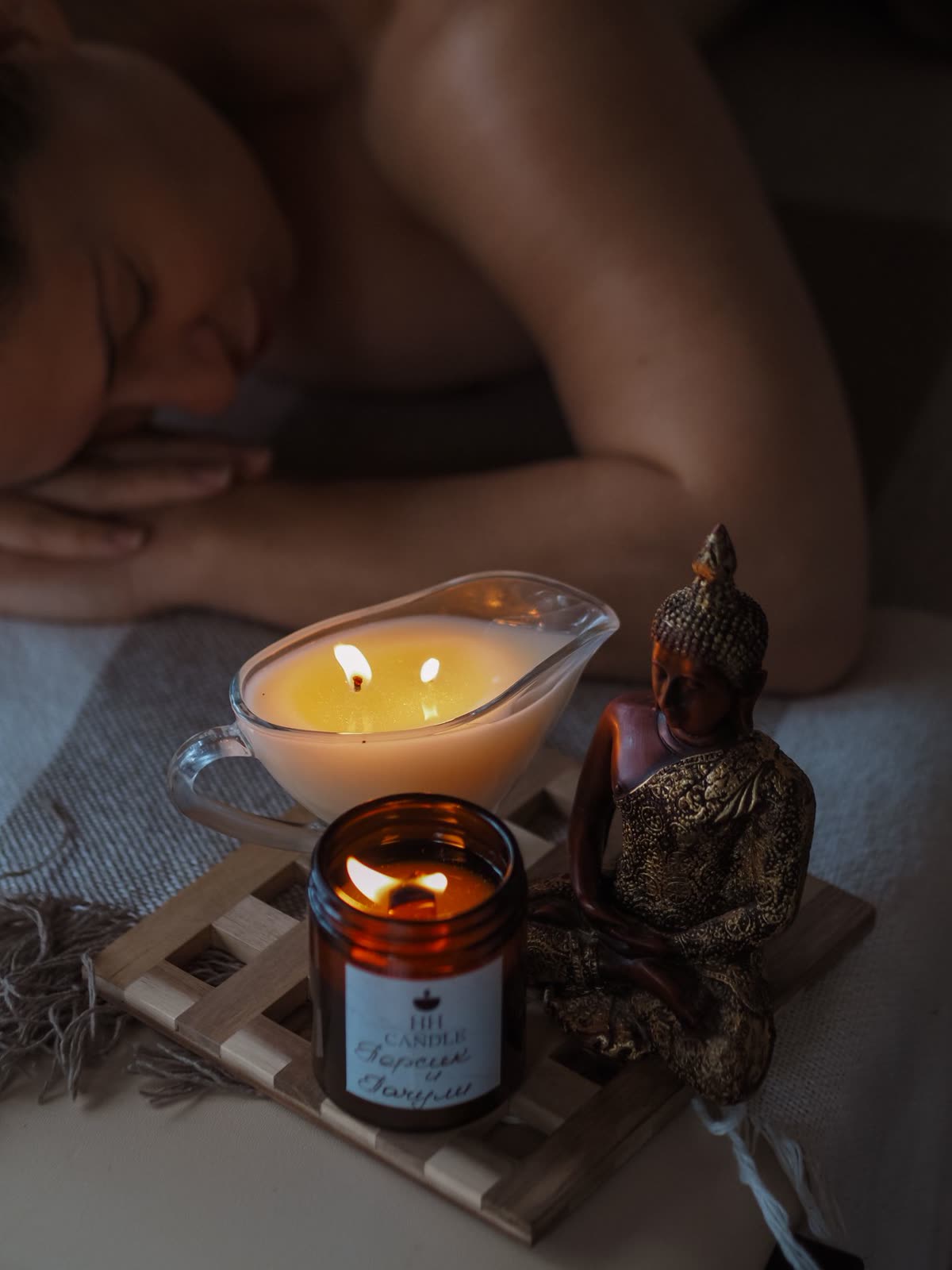 Candles and calm decoration creating a relaxing spa atmosphere